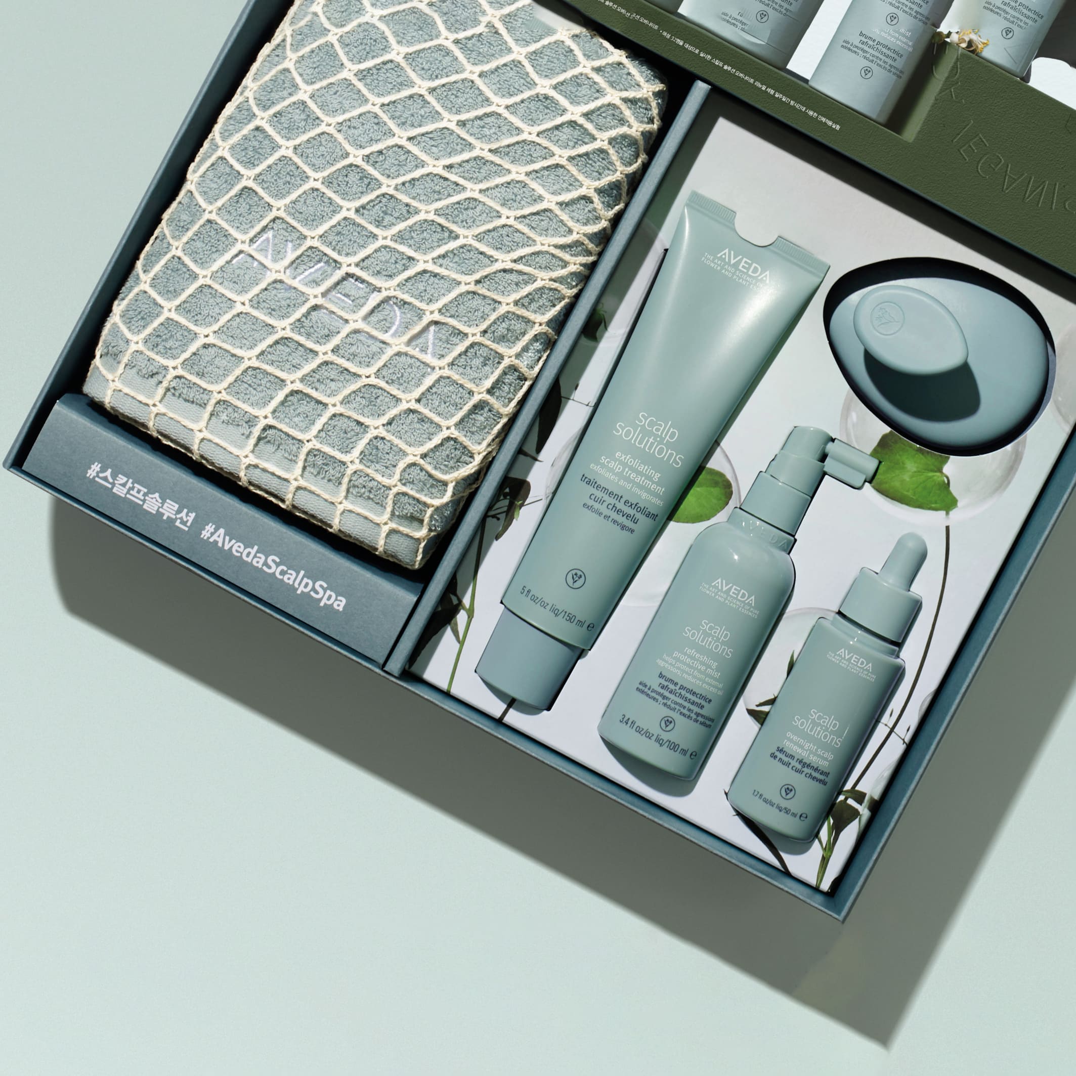 Influencer PR boxes