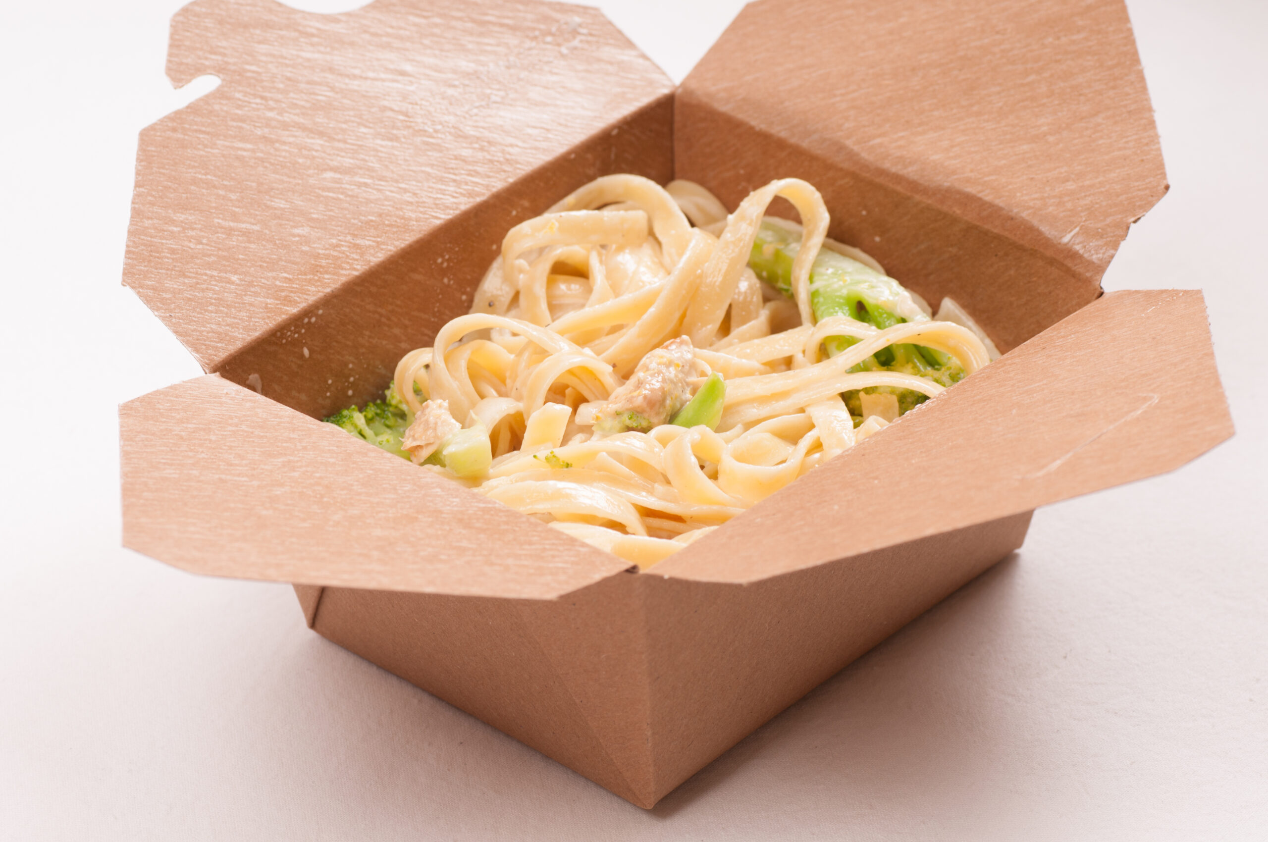 chicken fetuccine primavera take out 2026 01 08 00 27 51 utc