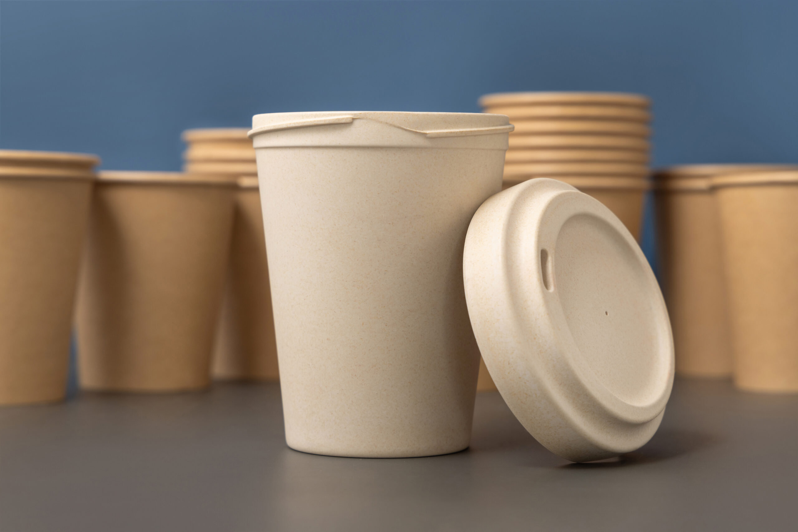 beige kraft paper cups and opened reusable bamboo 2026 01 09 11 54 28 utc