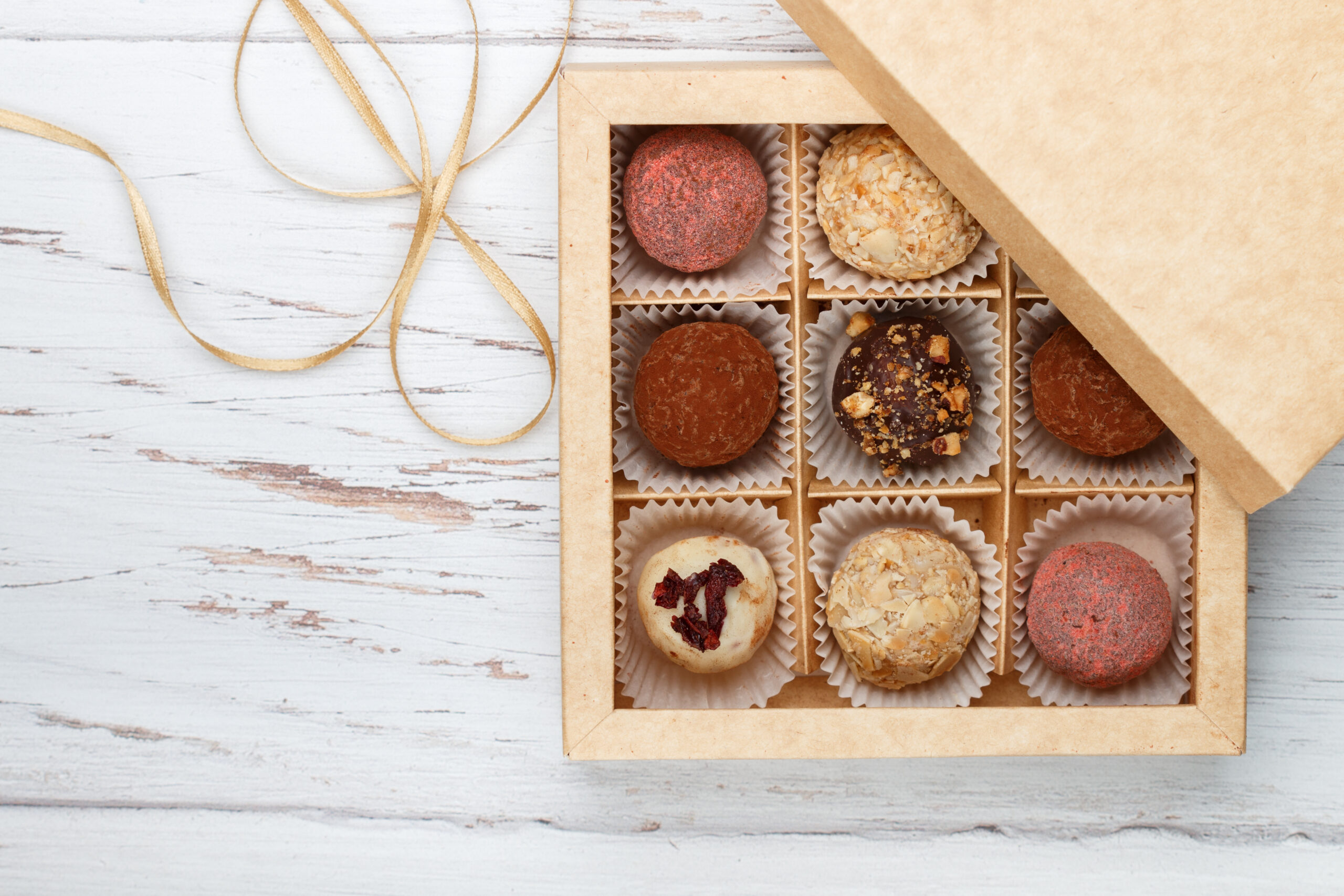assorted truffle set of dark and white chocolate w 2026 03 26 03 29 52 utc