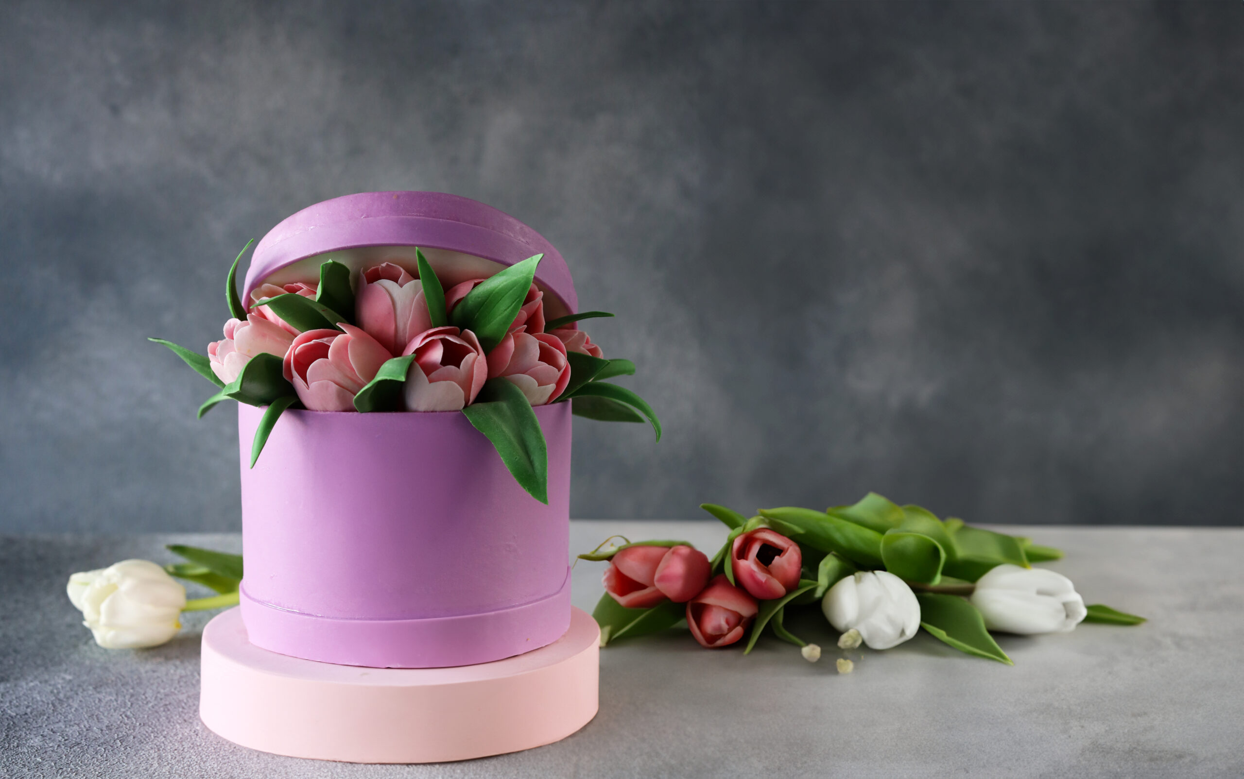festival cake with spring decor and flowers 2026 01 08 06 09 35 utc