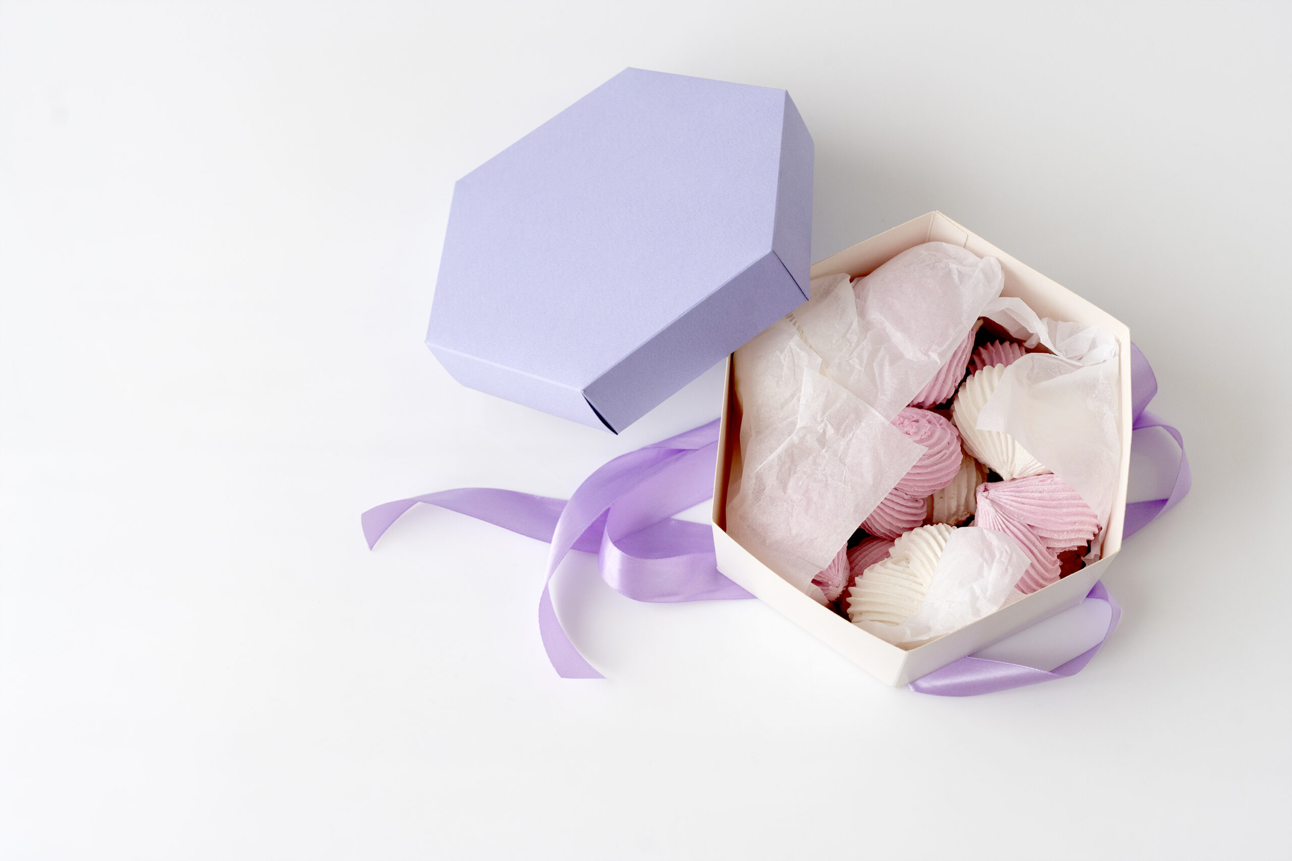 marshmallow gift box 2026 03 25 00 15 56 utc
