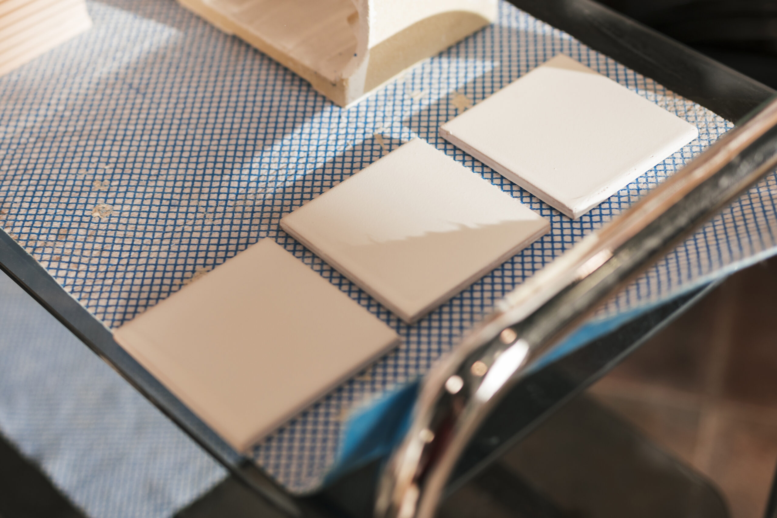 Glossy spot UV coating and foil stamping finish samples for packaging pouches by Artsy Packaging UK