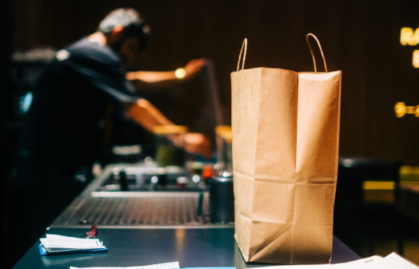 paper eco bag with food in a restaurant station wa 2026 01 06 09 19 13 utc