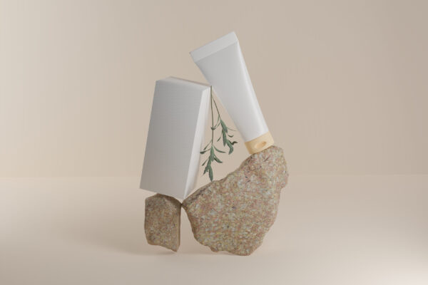 3d render mockup bottle cream and box on beige f 2026 03 16 05 06 49 utc