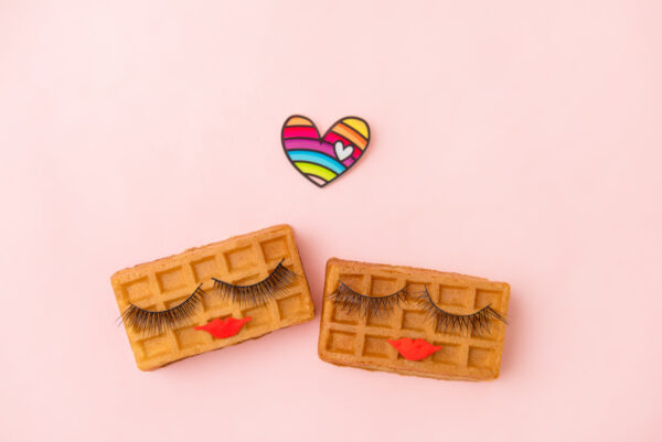 couple beauty sweet viennese waffles with makeup o 2026 01 07 05 43 32 utc