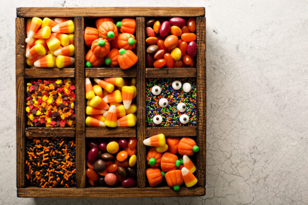 halloween candy in a wooden box 2026 01 08 23 57 57 utc