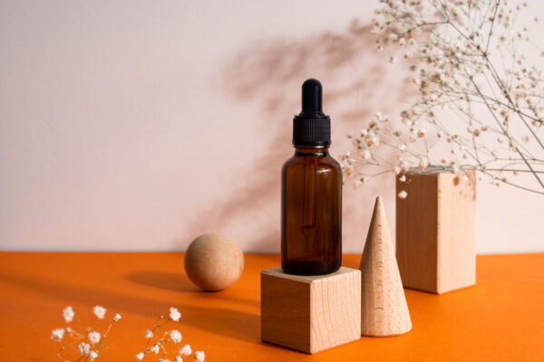 brown glass bottle with pump of cosmetic products 2026 03 13 04 13 05 utc