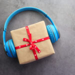 gift box and heart phone on black background 2026 01 06 10 18 16 utc