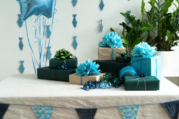 the decor of a children s table for a birthday 2026 01 06 08 58 33 utc