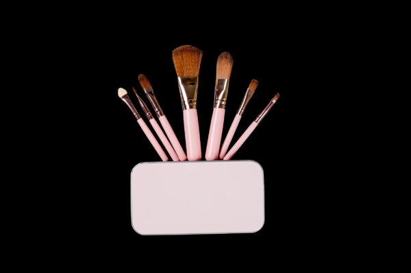 various makeup brushes pink set on black backgroun 2026 03 24 04 04 55 utc