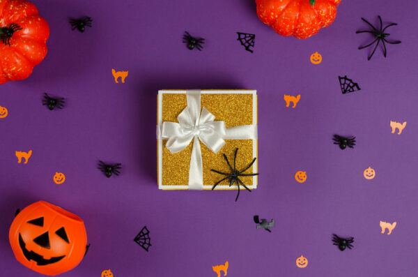 fun halloween gift with pumpkins and spiders 2026 03 17 14 46 07 utc
