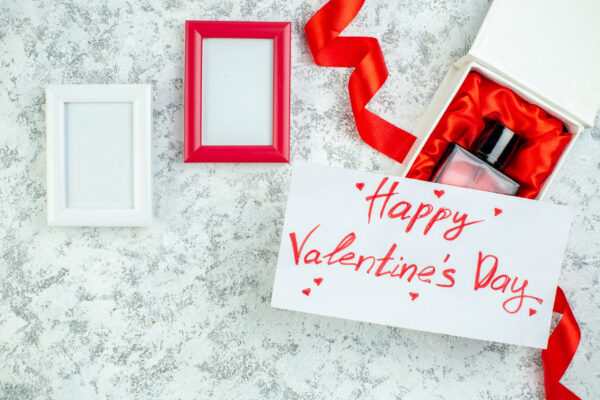 top view empty photo frames happy valentines day w 2026 03 18 11 02 19 utc (1)